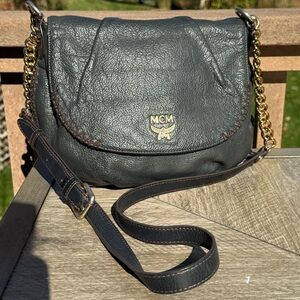 EUC! MCM Dark Gray Quilted Leather w/ Whip Stitching Gold Chain Strap Crossbody